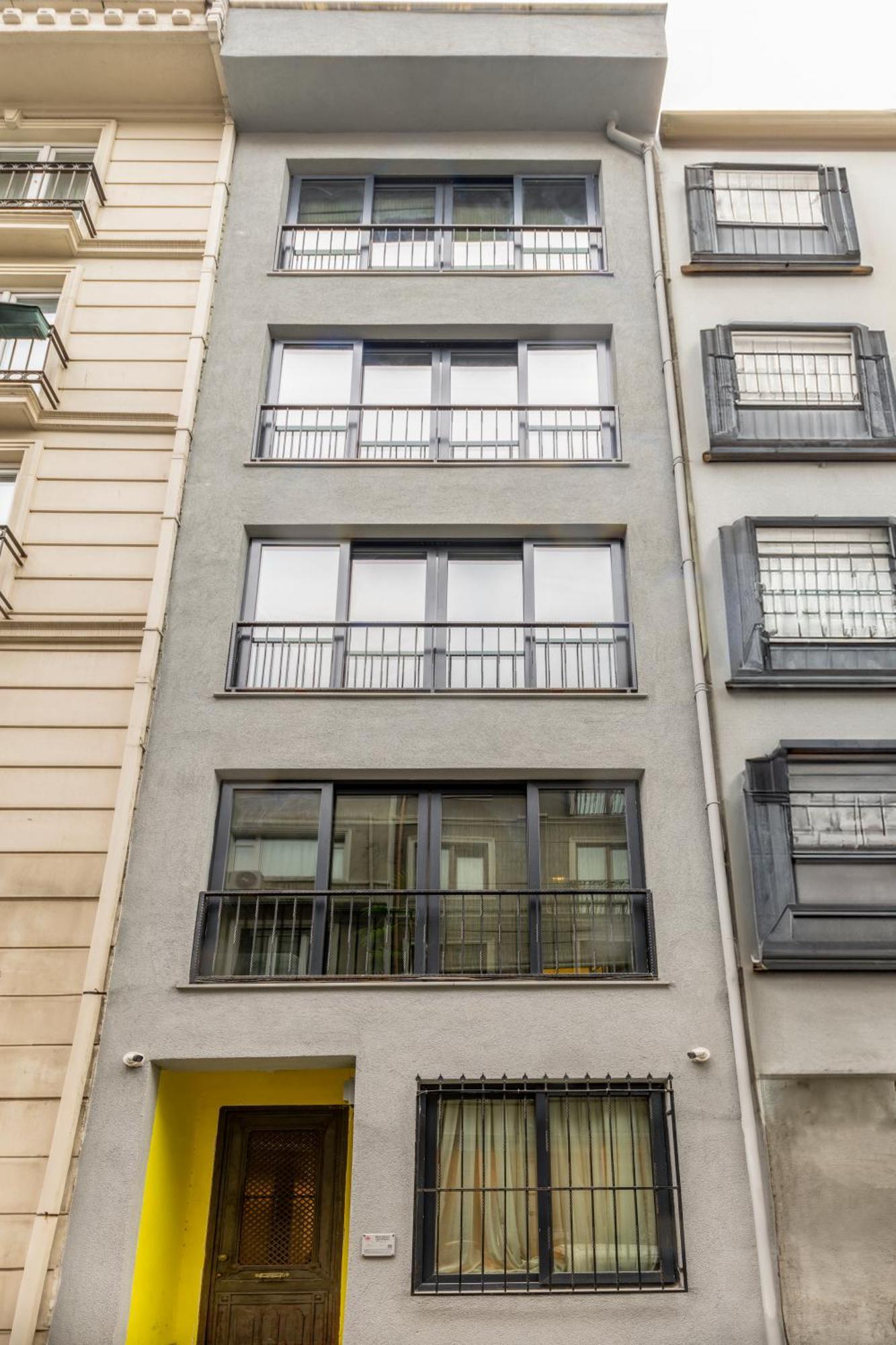 Mariposa Taksim